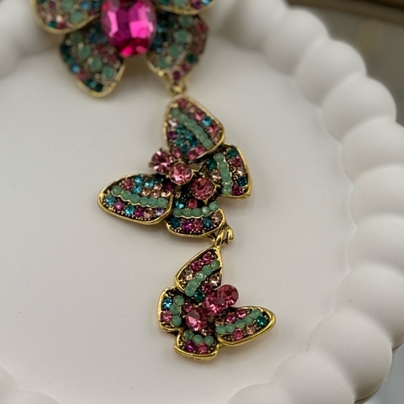 Multicolor Butterfly Brooch & Pendant ✨ - Picture 7 of 10